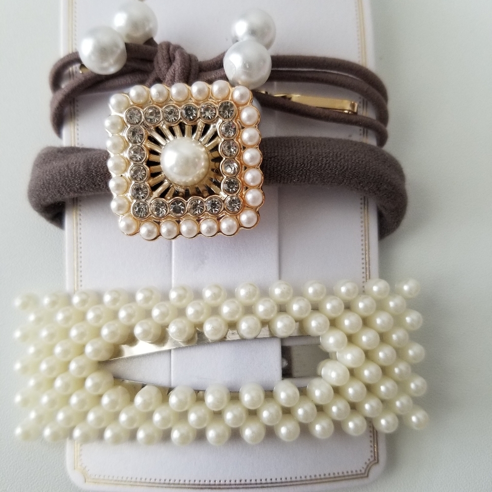 3/$30☘️Anthropologi 3 pcs Hair Assesorie Faux Pearl sets New